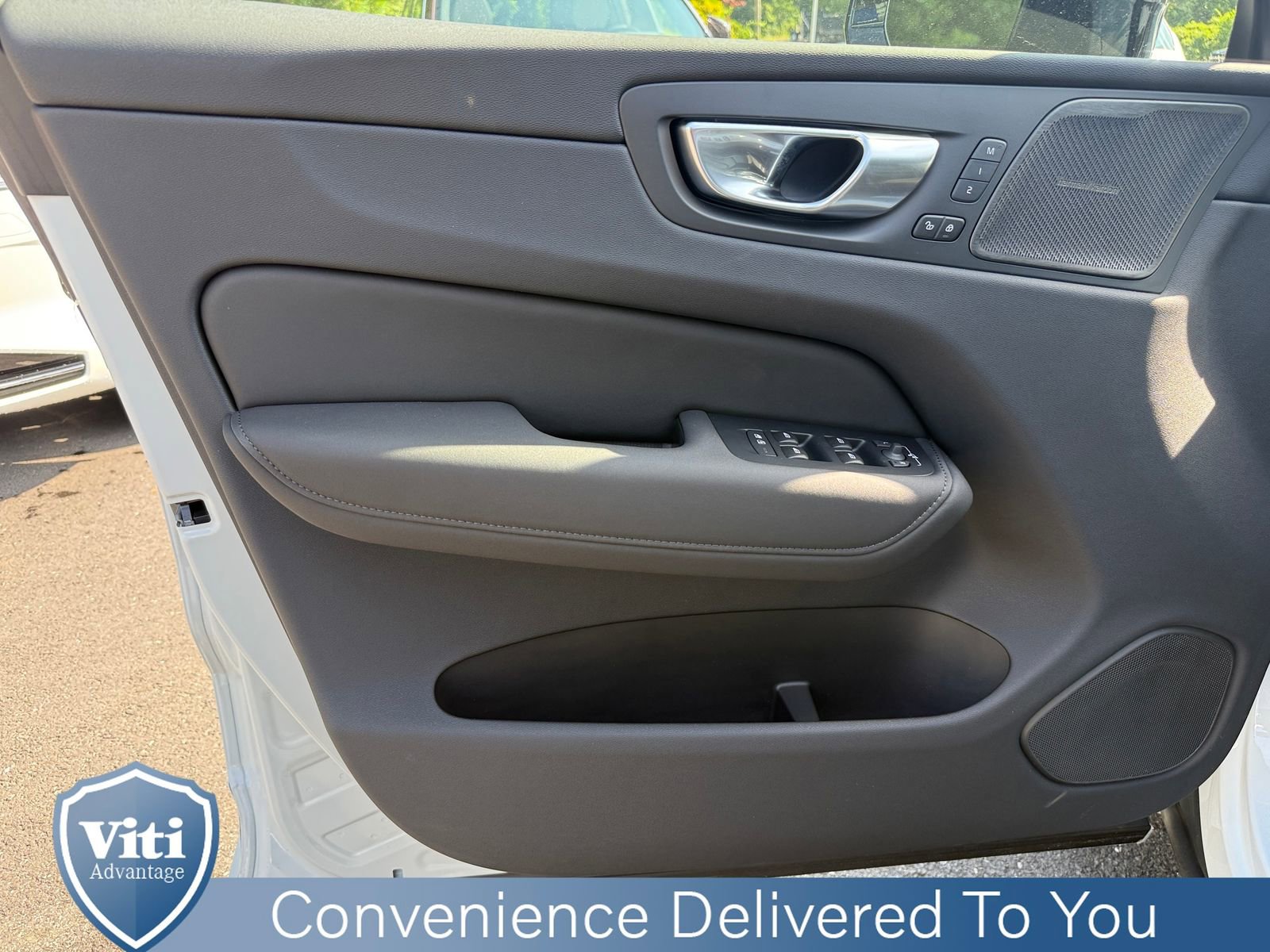 New 2026 Volvo XC60 B5 Ultra w/ Protection Package Premier image 10