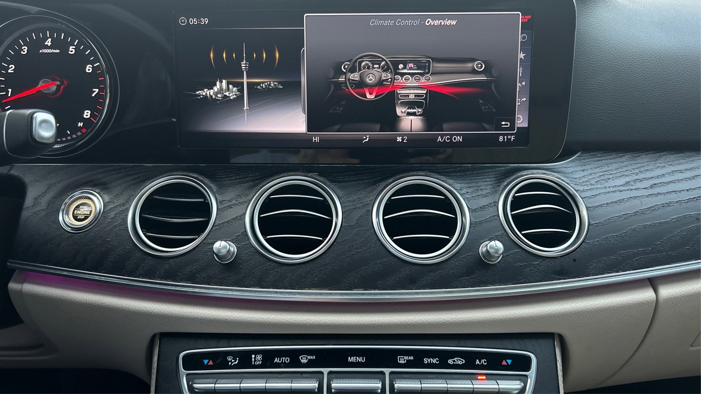 Used 2018 Mercedes-Benz E 300 image 24