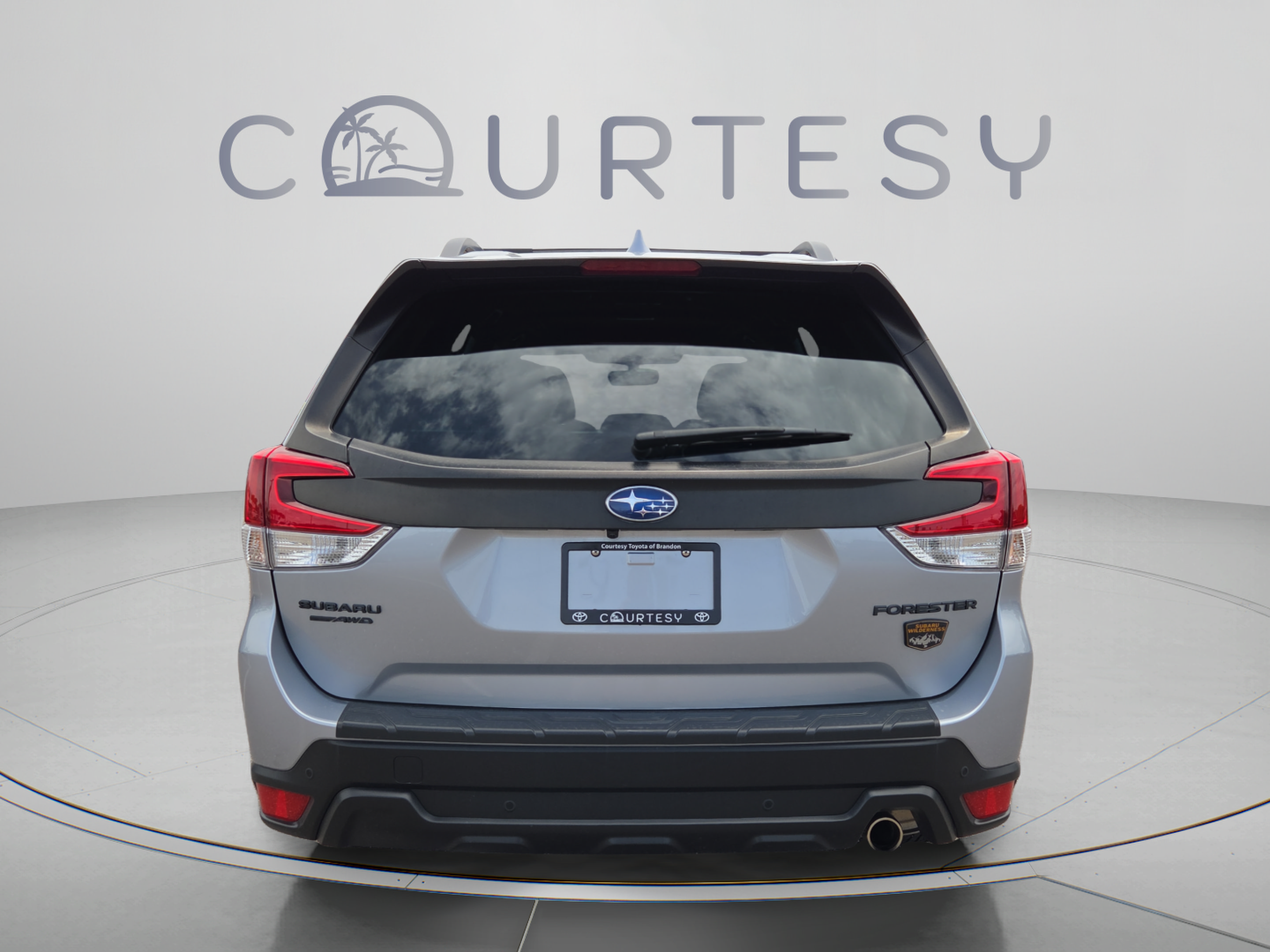 Used 2023 Subaru Forester Wilderness w/ Wilderness Package AWD/4WD image 4