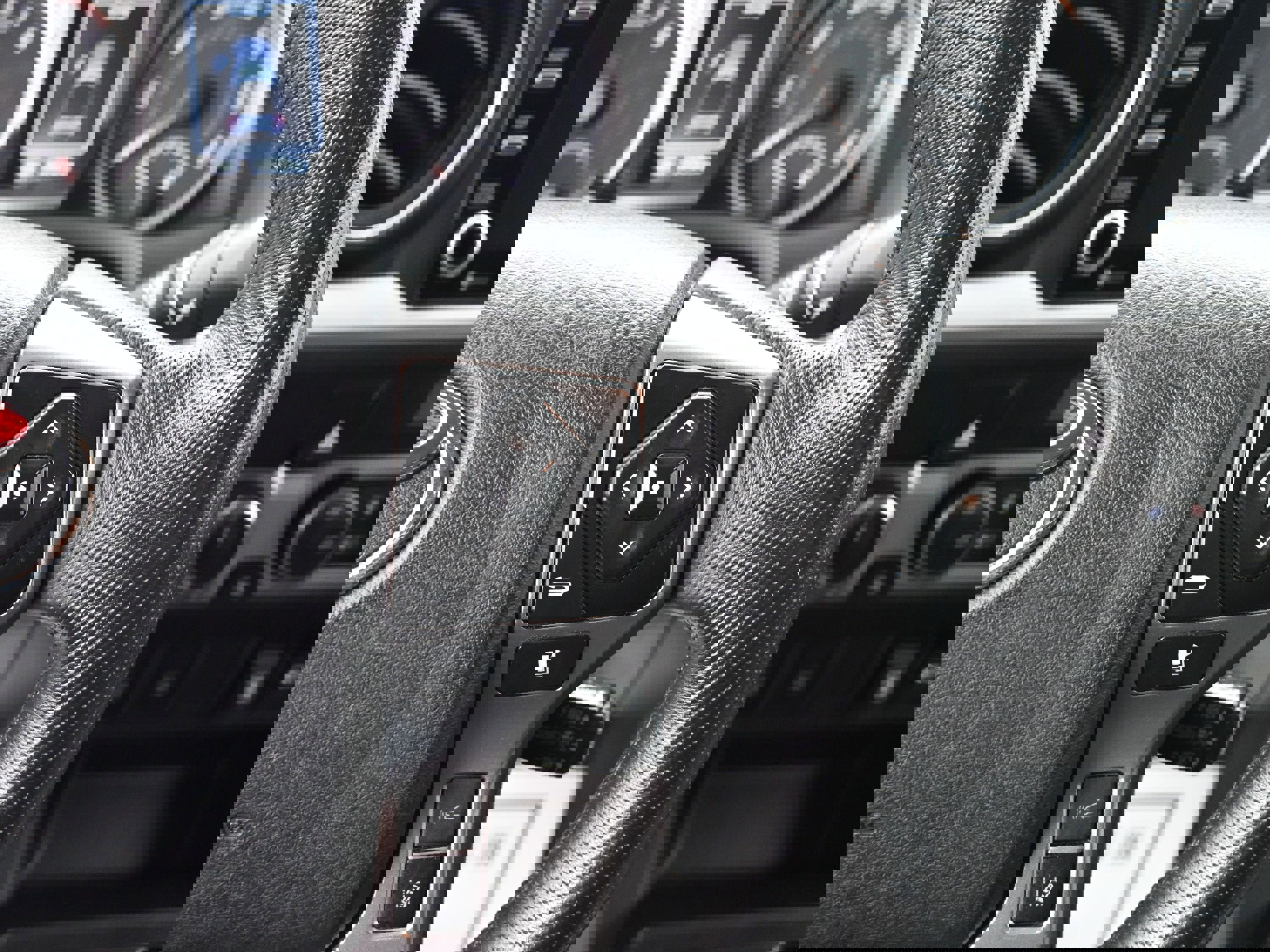 Used 2023 Toyota Tacoma SR5 w/ Technology Package image 12