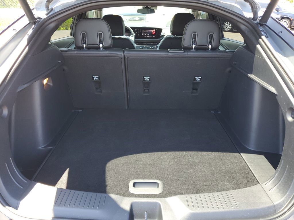 Used 2024 Buick Envista Preferred w/ Convenience I Package FWD image 31