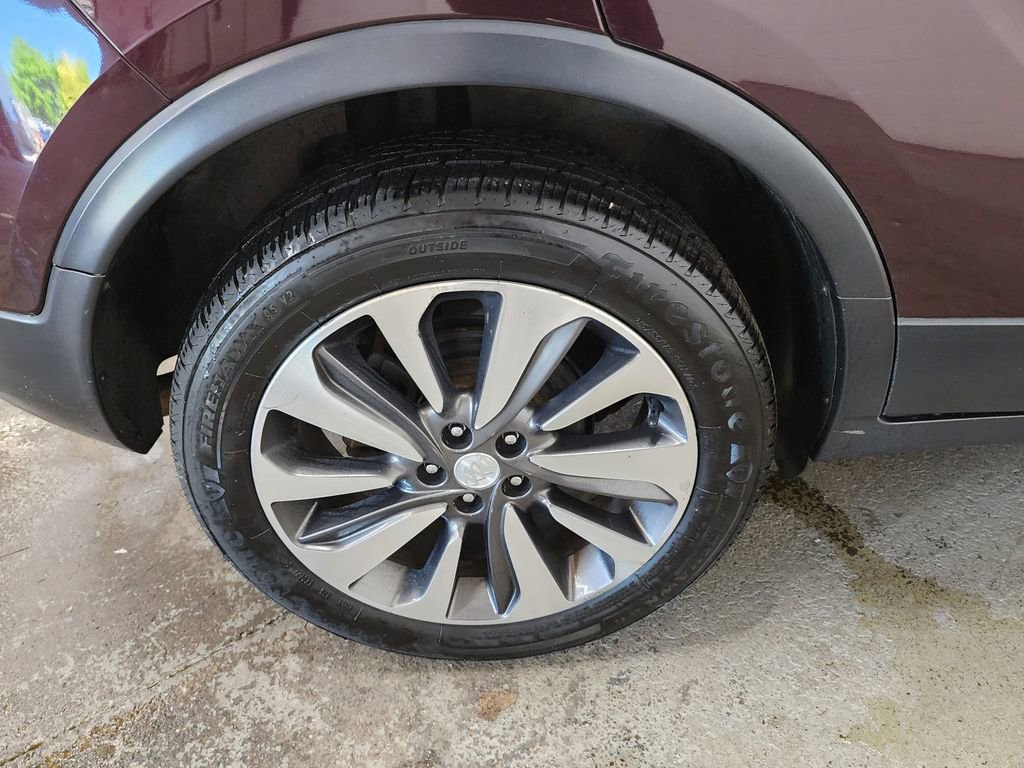 Used 2018 Buick Encore Essence FWD image 38