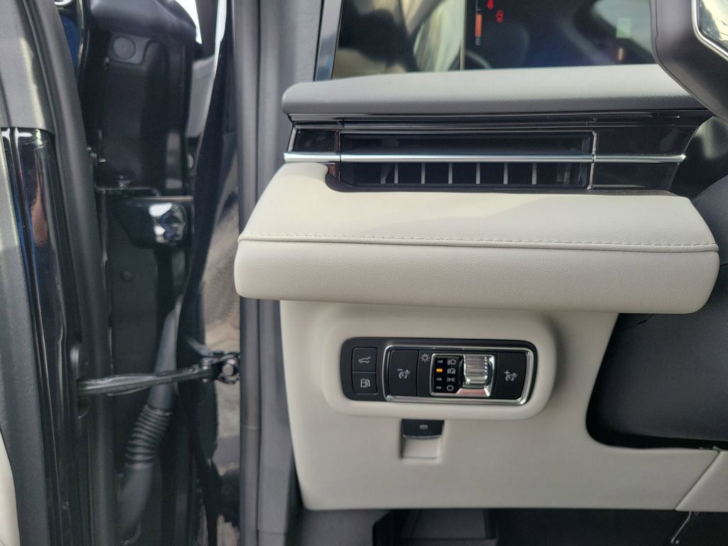 New 2026 Lincoln Nautilus Reserve image 22