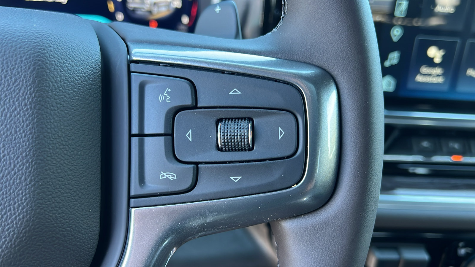 New 2026 Chevrolet Silverado 1500 LTZ w/ LTZ Premium Package AWD/4WD image 29