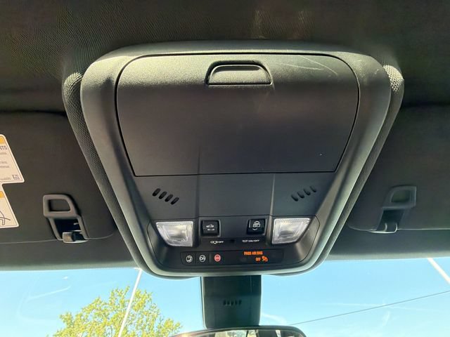 Used 2022 Chevrolet Equinox RS AWD/4WD image 25