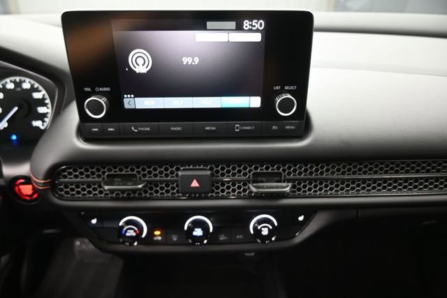 Used 2024 Honda HR-V Sport image 3