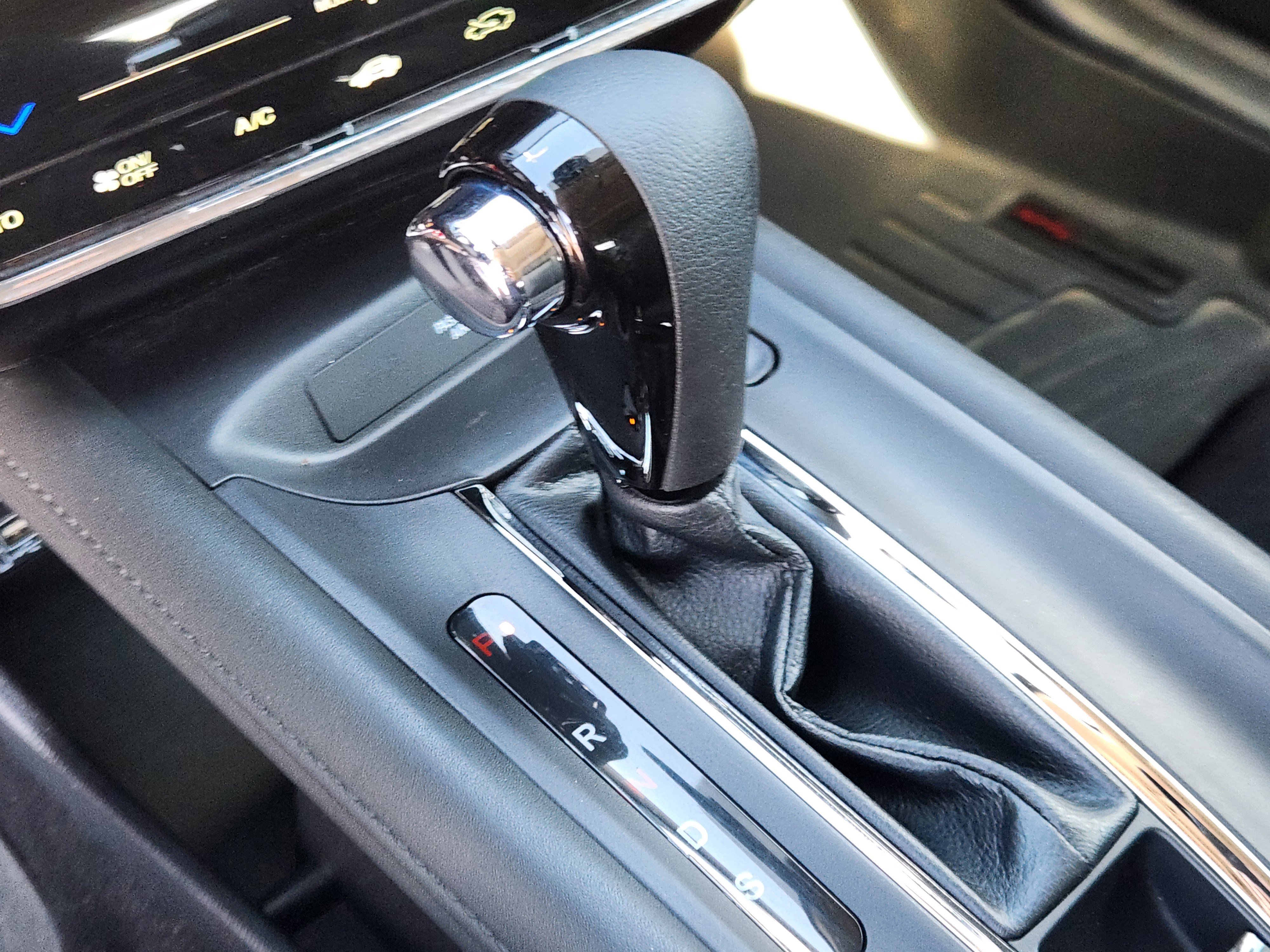 Used 2019 Honda HR-V EX image 12