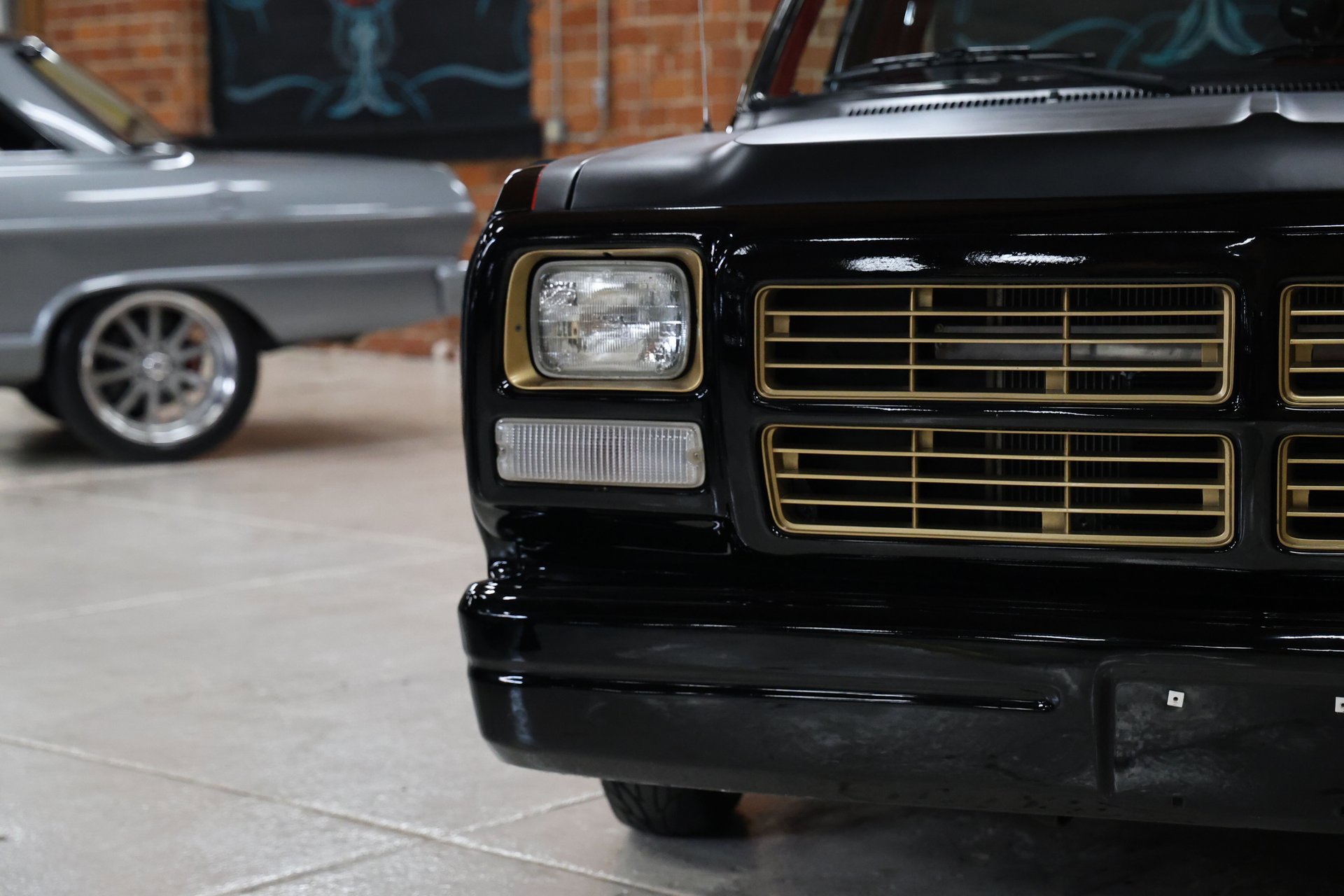 Used 1992 Dodge D/W Truck 150 image 6