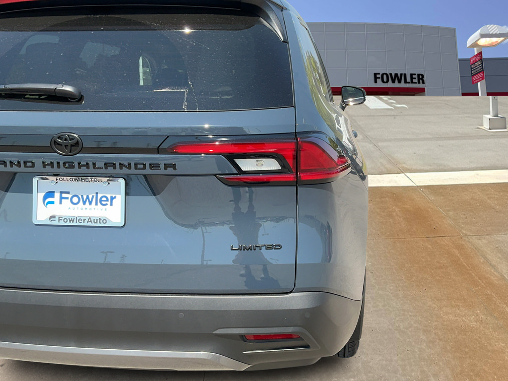New 2026 Toyota Grand Highlander FWD image 36