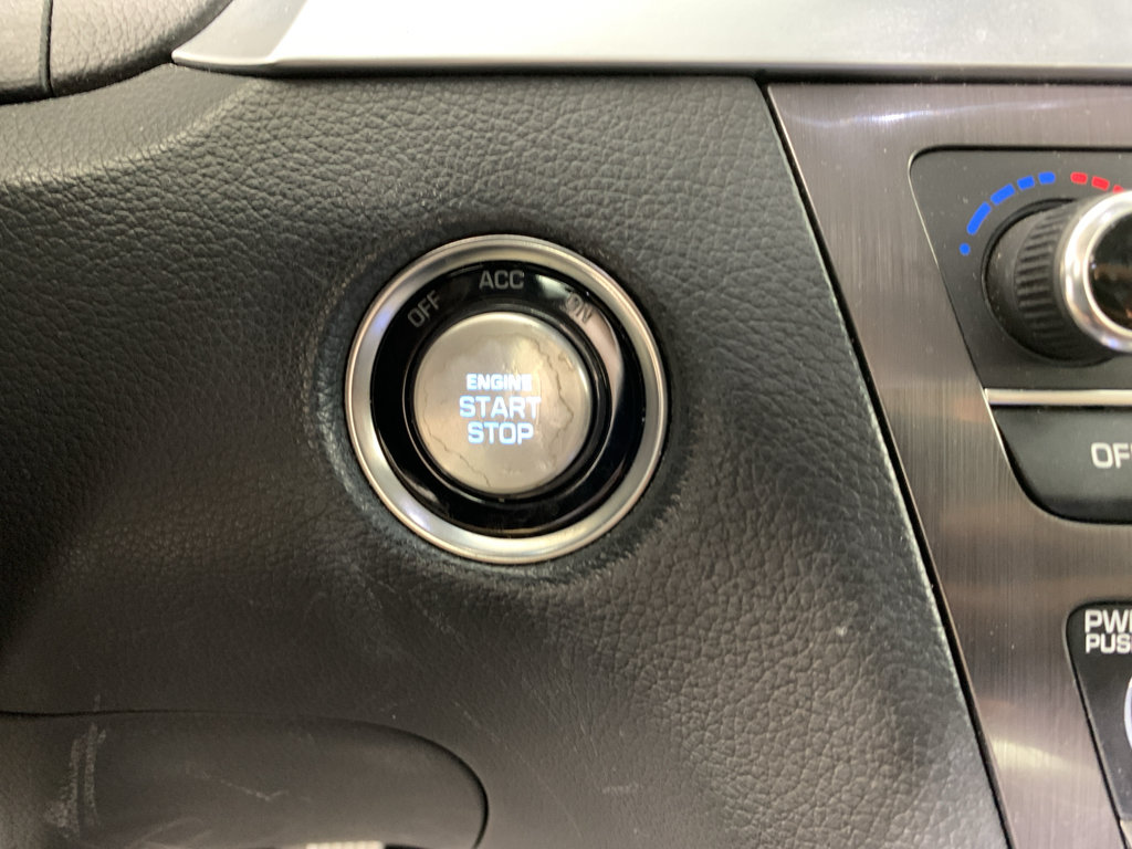 Used 2017 Genesis G80 3.8 AWD/4WD image 17
