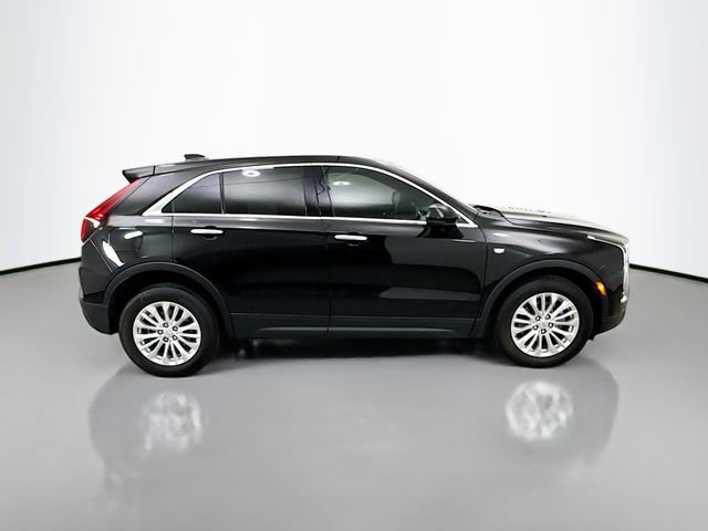 Used 2024 Cadillac XT4 Luxury FWD image 9
