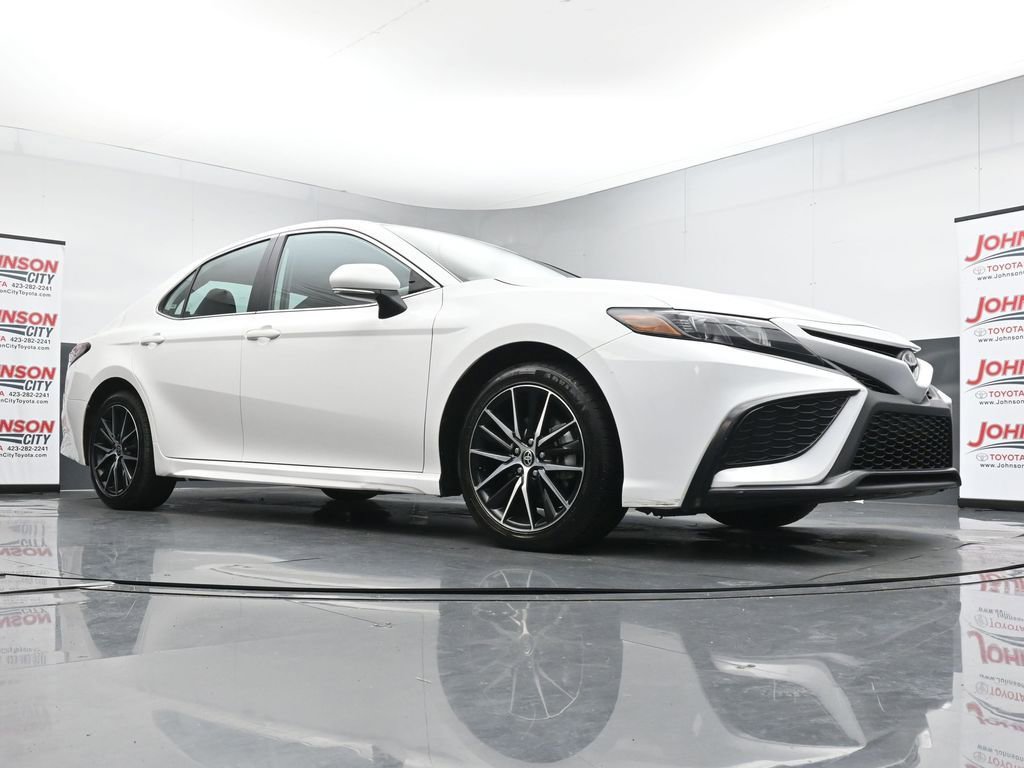 Used 2024 Toyota Camry SE FWD image 36