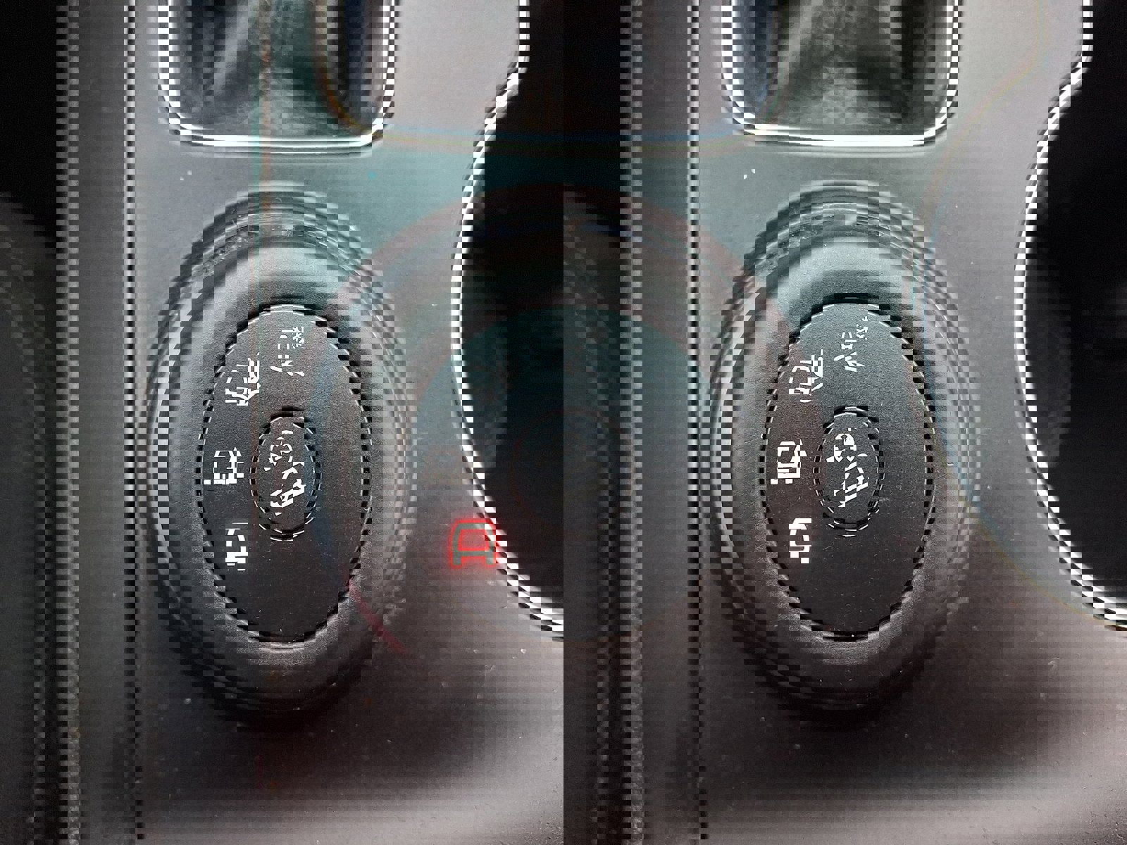 Used 2017 Ford Explorer XLT image 25