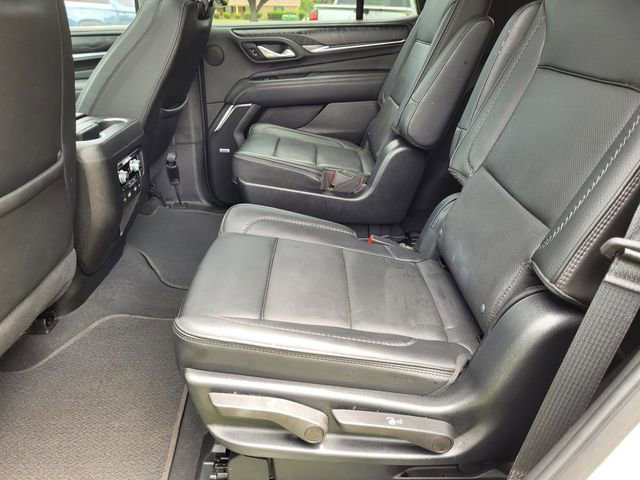 Used 2023 GMC Yukon Denali w/ Advanced Technology Package AWD/4WD image 35