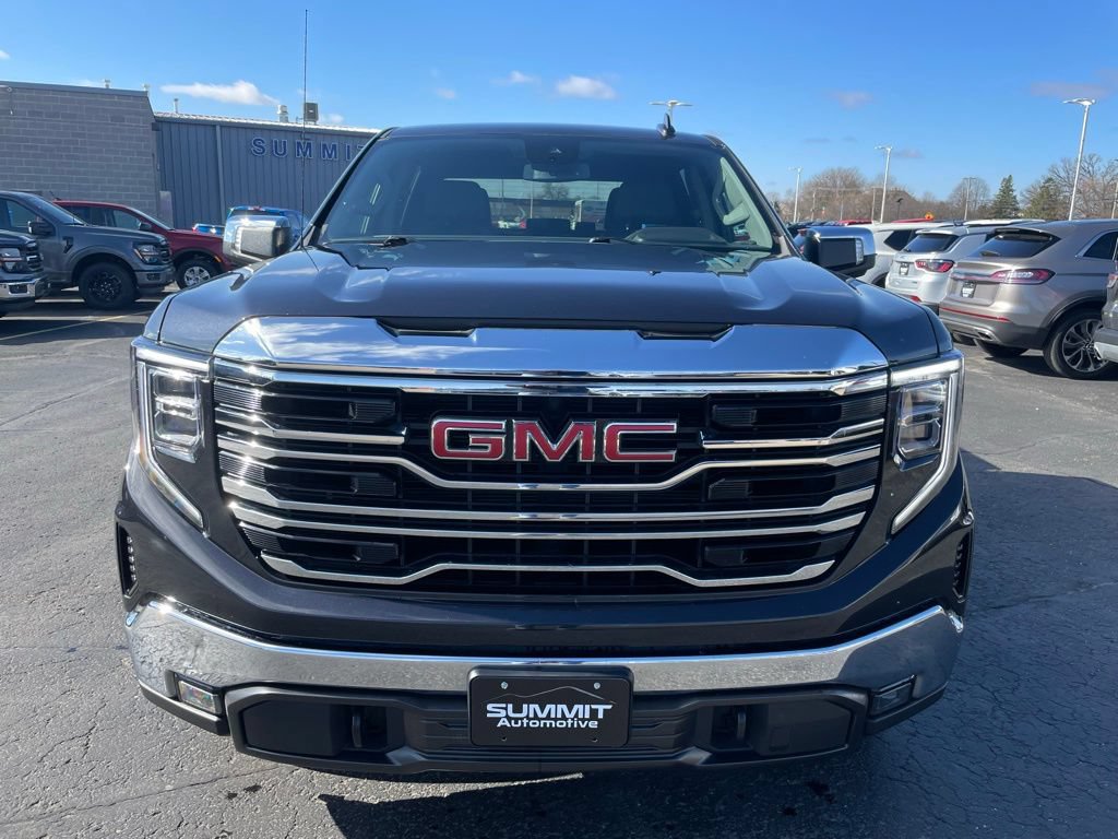 Used 2025 GMC Sierra 1500 SLT AWD/4WD image 26