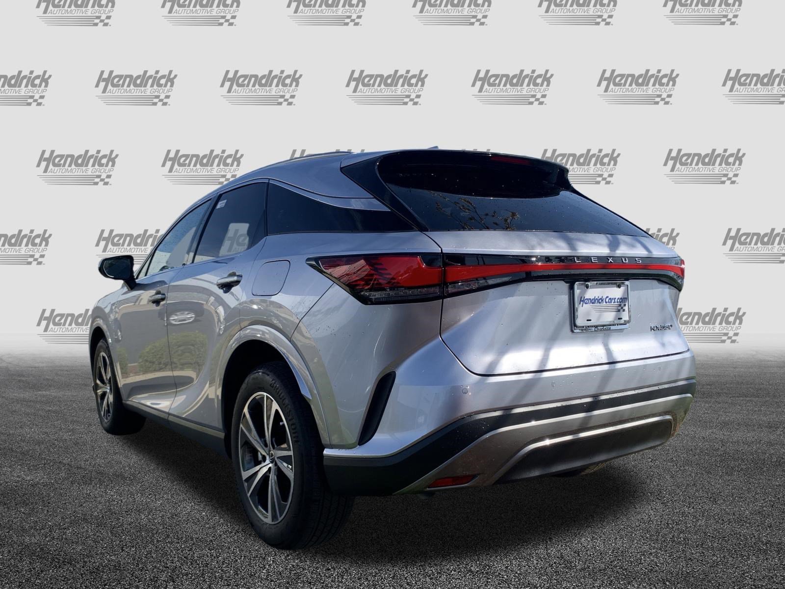 Used 2025 Lexus RX 350 Premium w/ Accessory Package (Z1) image 8