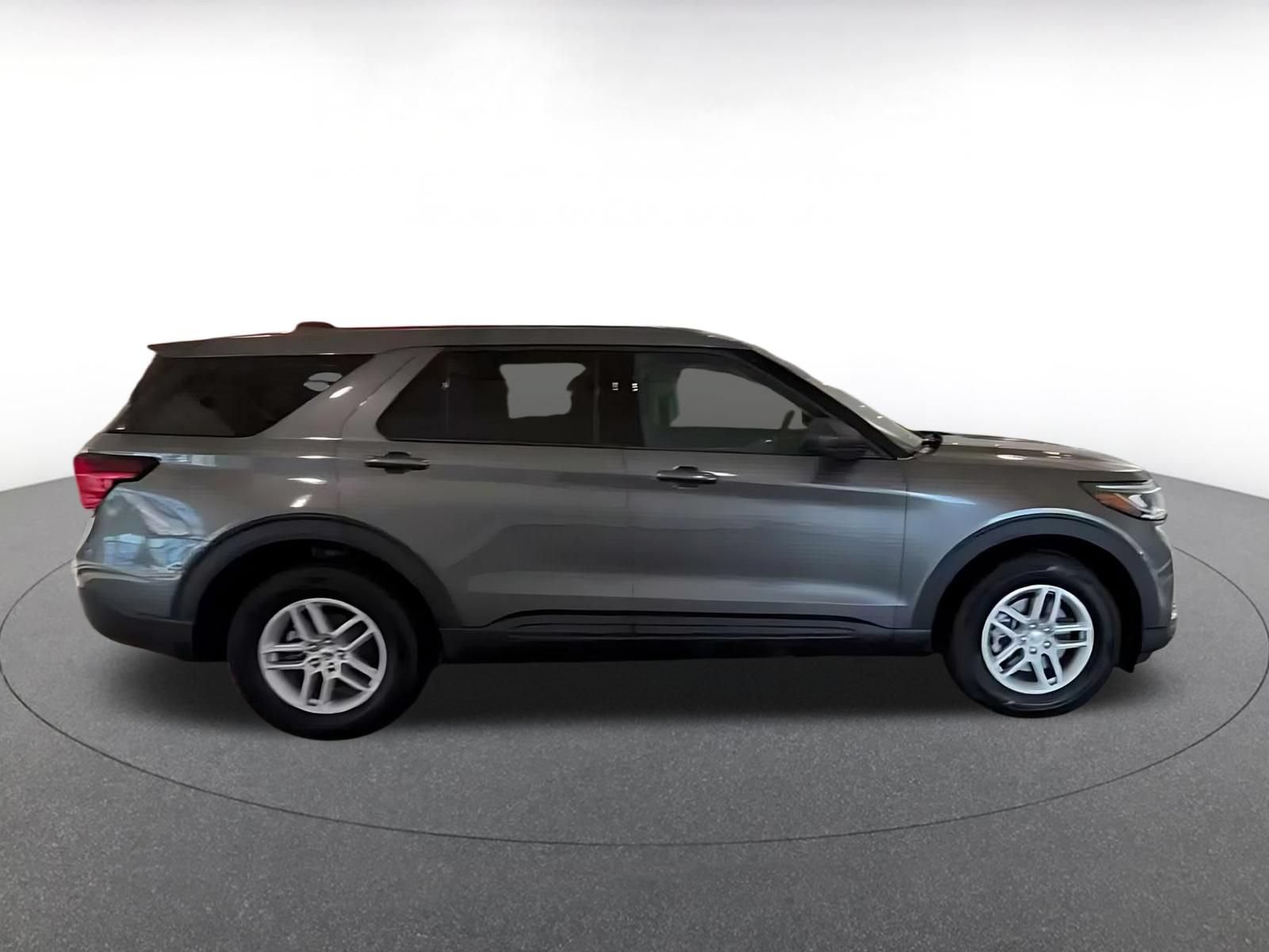 Used 2026 Ford Explorer Active AWD/4WD image 15
