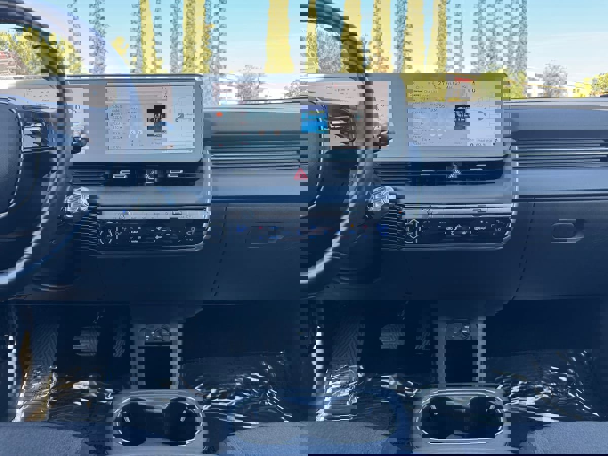 Used 2024 Hyundai Ioniq 5 SEL image 15