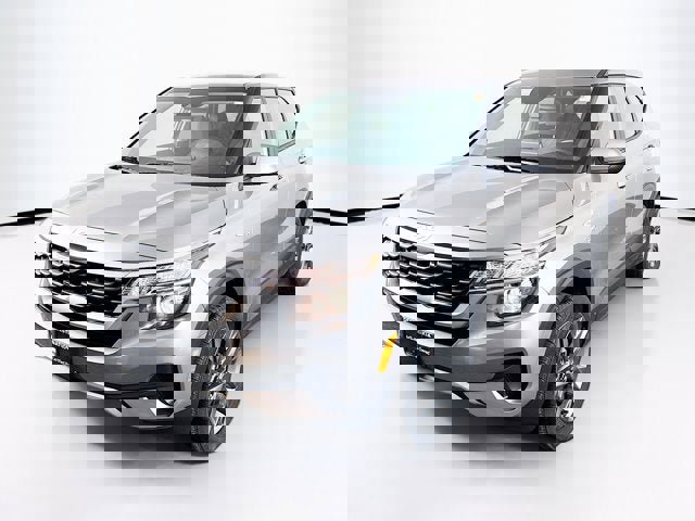 Used 2023 Kia Seltos LX