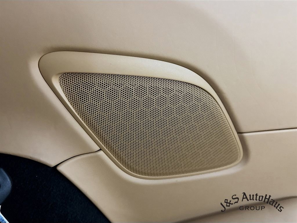 Used 2017 Porsche 911 Carrera image 33