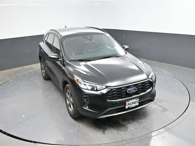 Used 2025 Ford Escape ST-Line Select AWD/4WD image 38