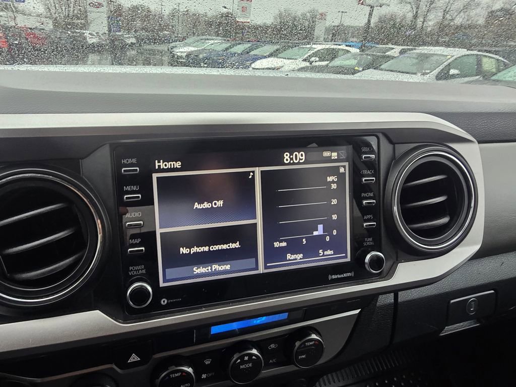 Certified 2023 Toyota Tacoma SR5 AWD/4WD image 23