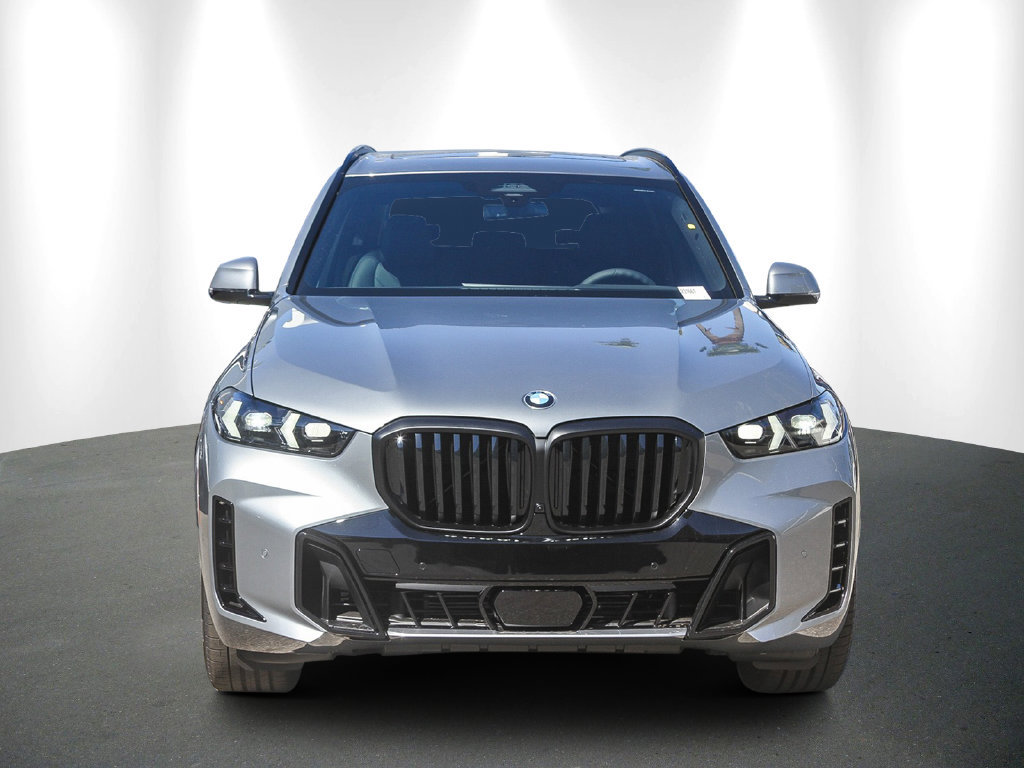 New 2026 BMW X5 sDrive40i w/ M Sport Package RWD image 2