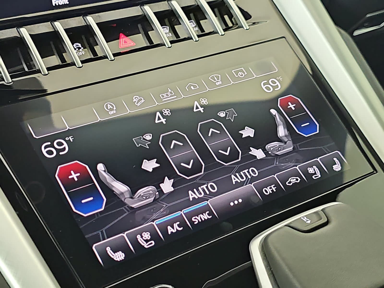 Used 2020 Lamborghini Urus AWD/4WD image 21