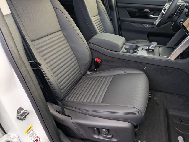 New 2025 Land Rover Discovery Sport S image 18