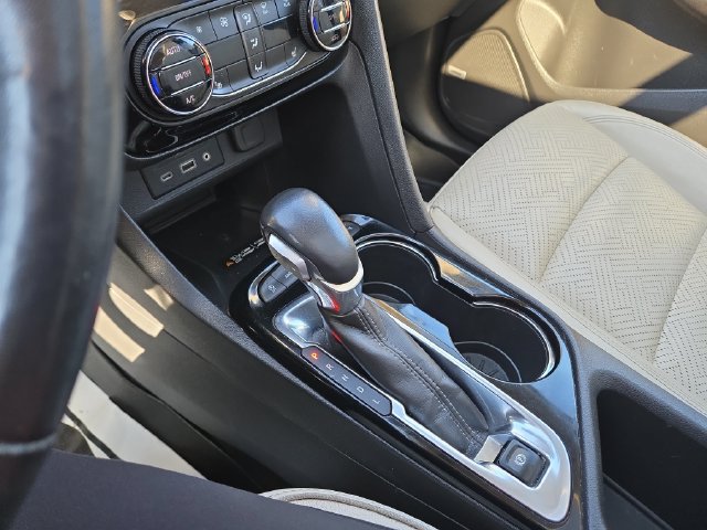 Used 2021 Buick Encore GX Essence w/ Advanced Technology Package AWD/4WD image 25