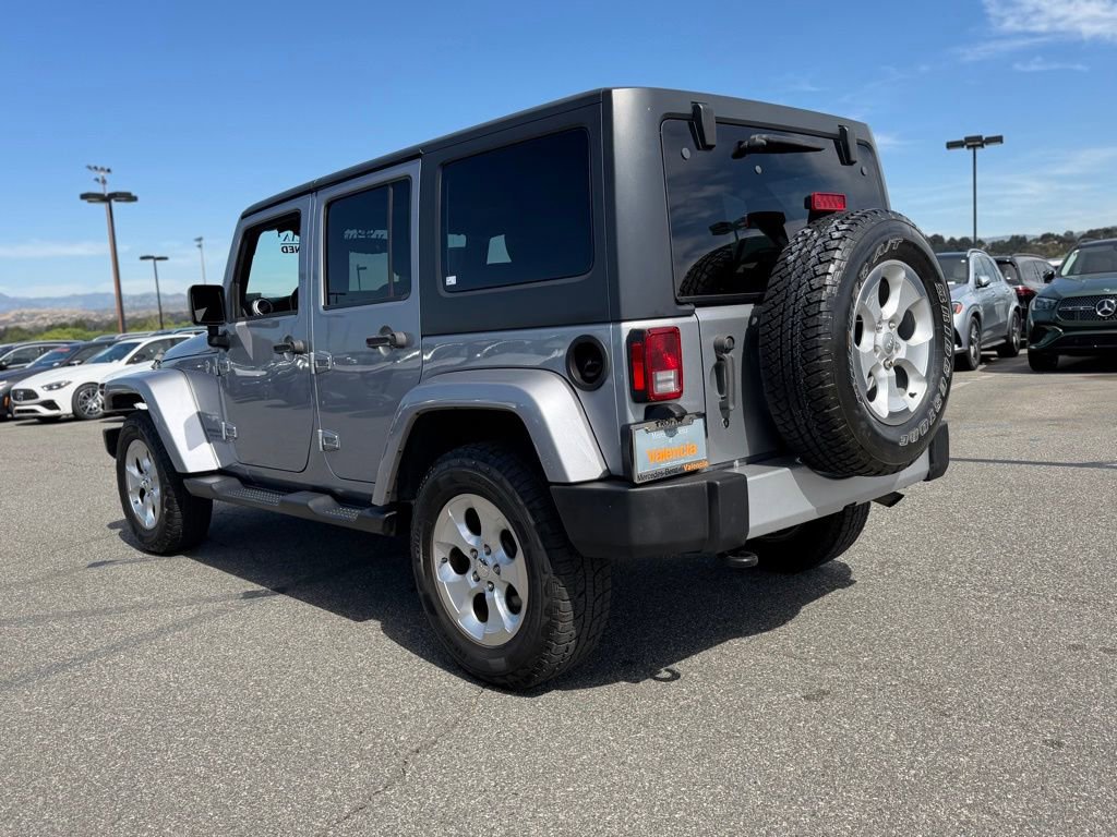 Used 2015 Jeep Wrangler Unlimited Sahara w/ Dual Top Group AWD/4WD image 11