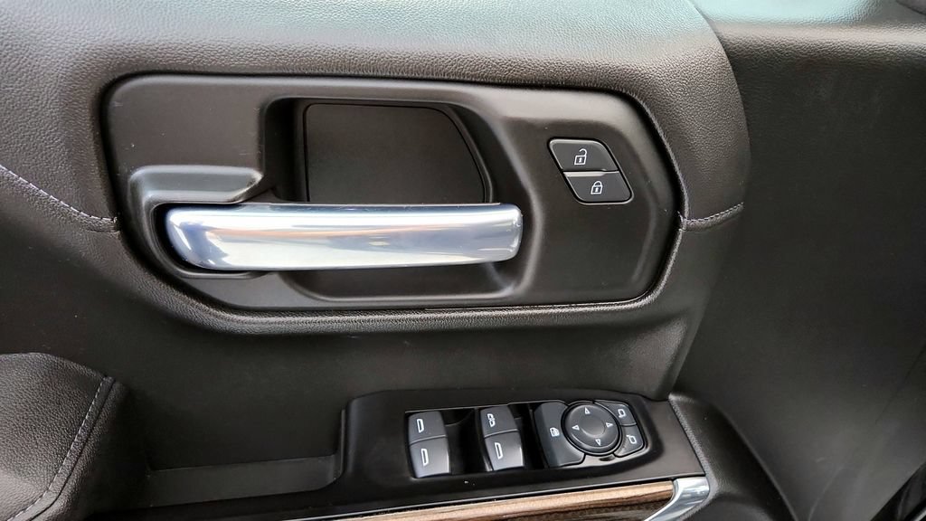 Used 2019 Chevrolet Silverado 1500 LT w/ All-Star Edition AWD/4WD image 22