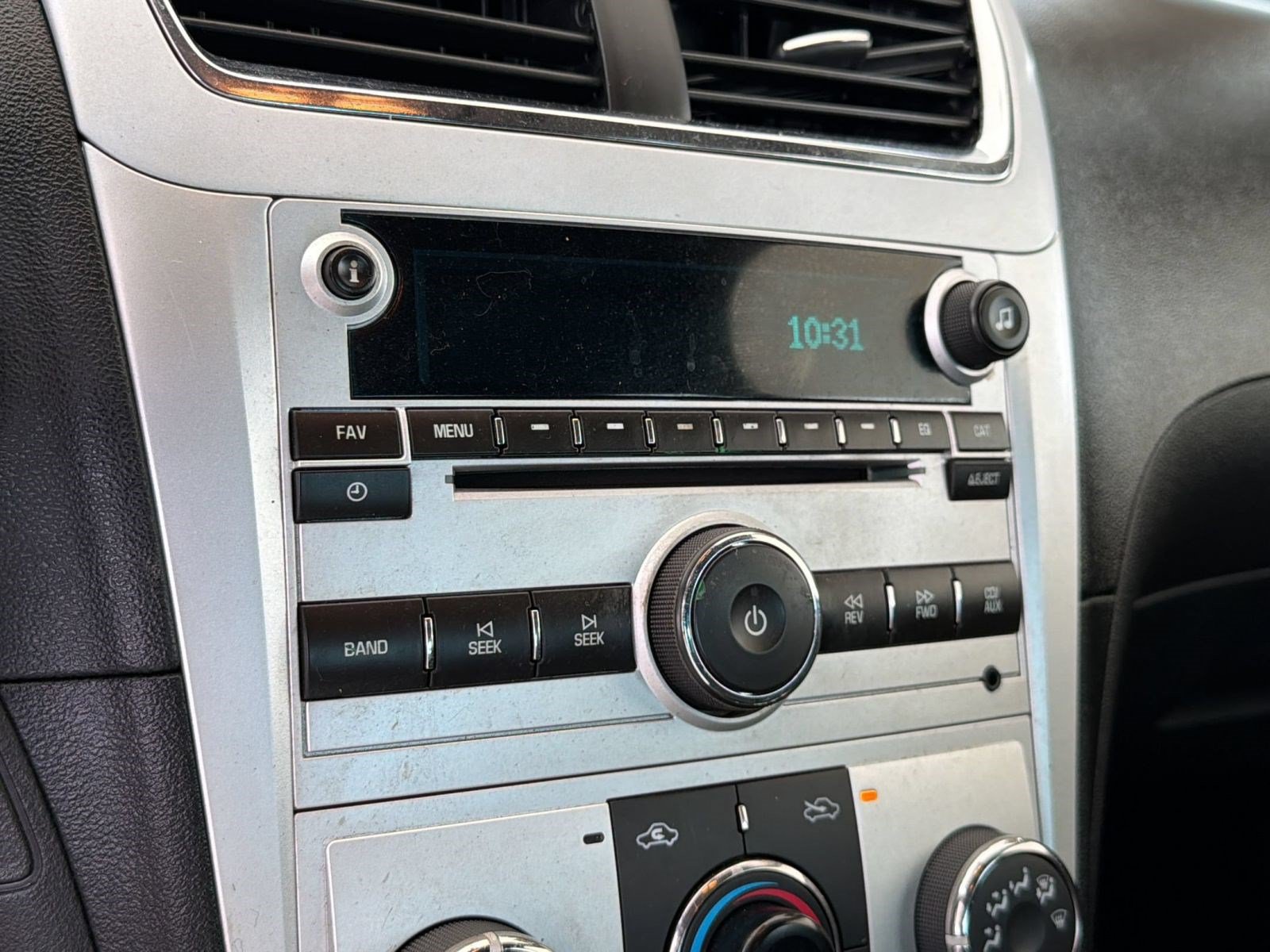Used 2009 Chevrolet Malibu LT w/ Power Convenience Package FWD image 24