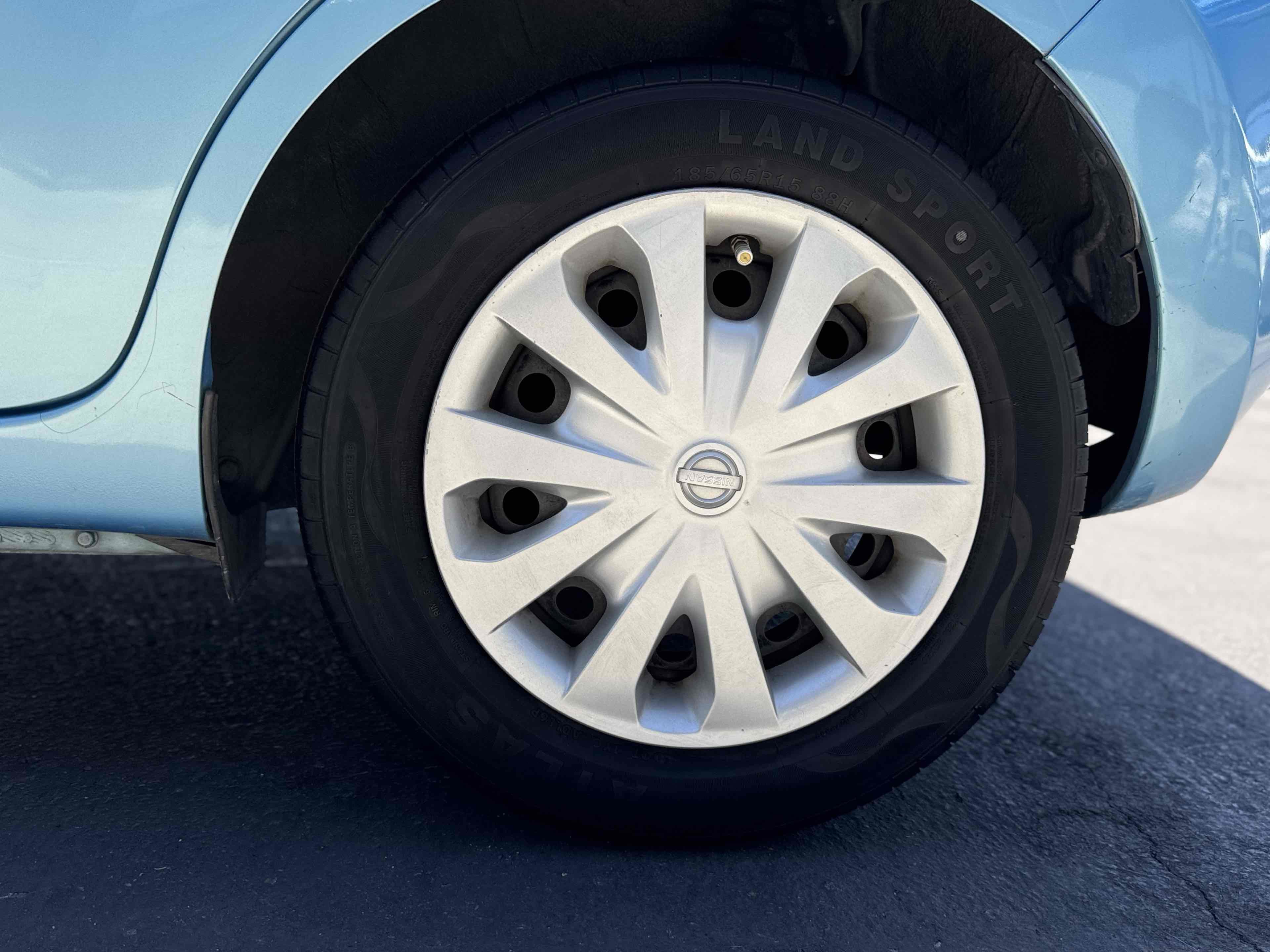 Used 2015 Nissan Versa Note S Plus image 35