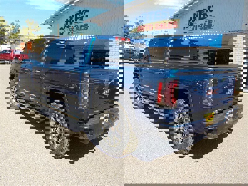 Used 2016 GMC Sierra 1500 SLT w/ All-Terrain Package image 5