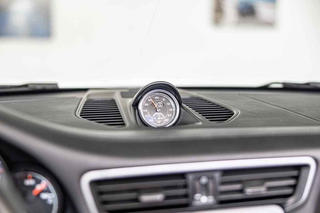 Used 2017 Porsche 911 Turbo S image 28