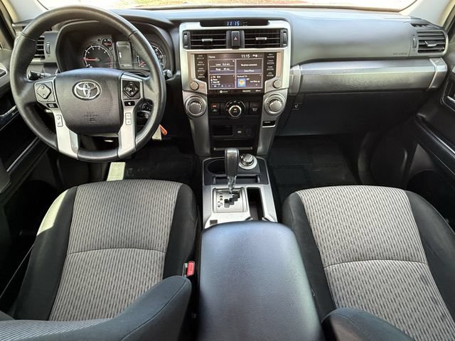 Used 2020 Toyota 4Runner SR5 AWD/4WD image 11