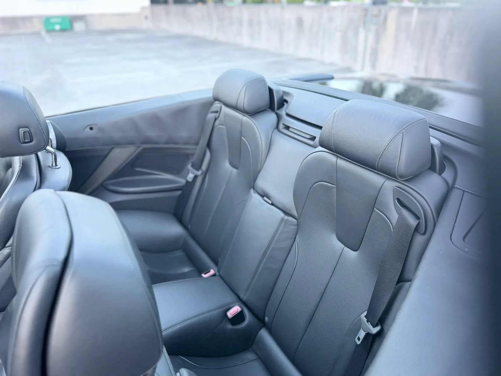 Used 2015 BMW M6 Convertible RWD image 27