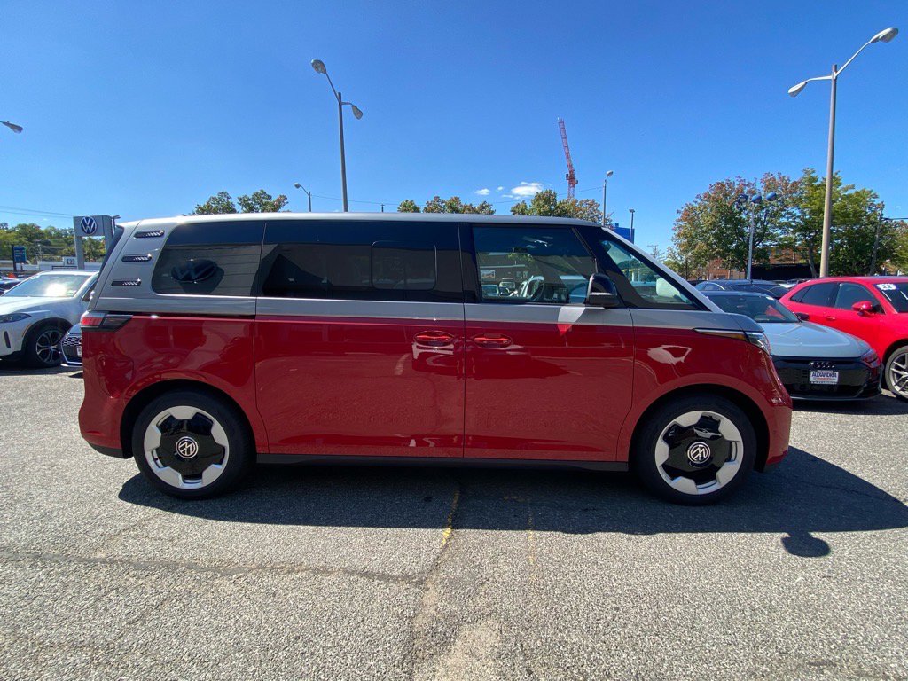New 2025 Volkswagen ID. Buzz Pro S Plus image 2