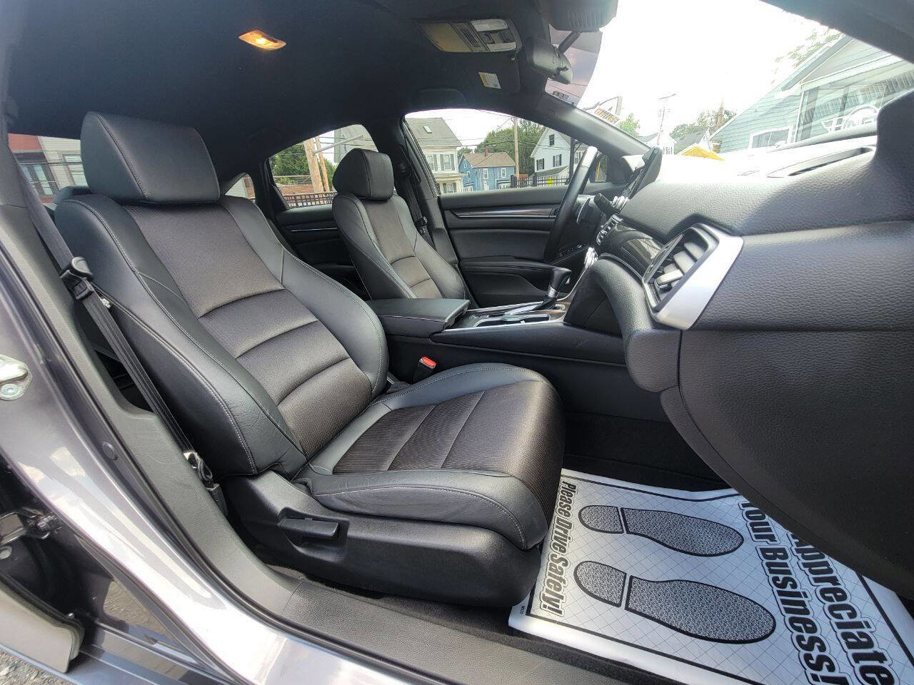 Used 2019 Honda Accord Sport image 19