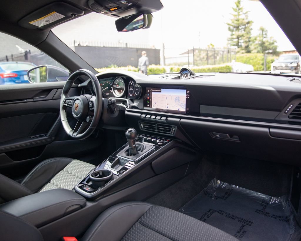 Certified 2024 Porsche 911 Carrera T RWD image 27