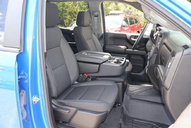 Used 2025 Chevrolet Silverado 1500 Custom AWD/4WD image 24