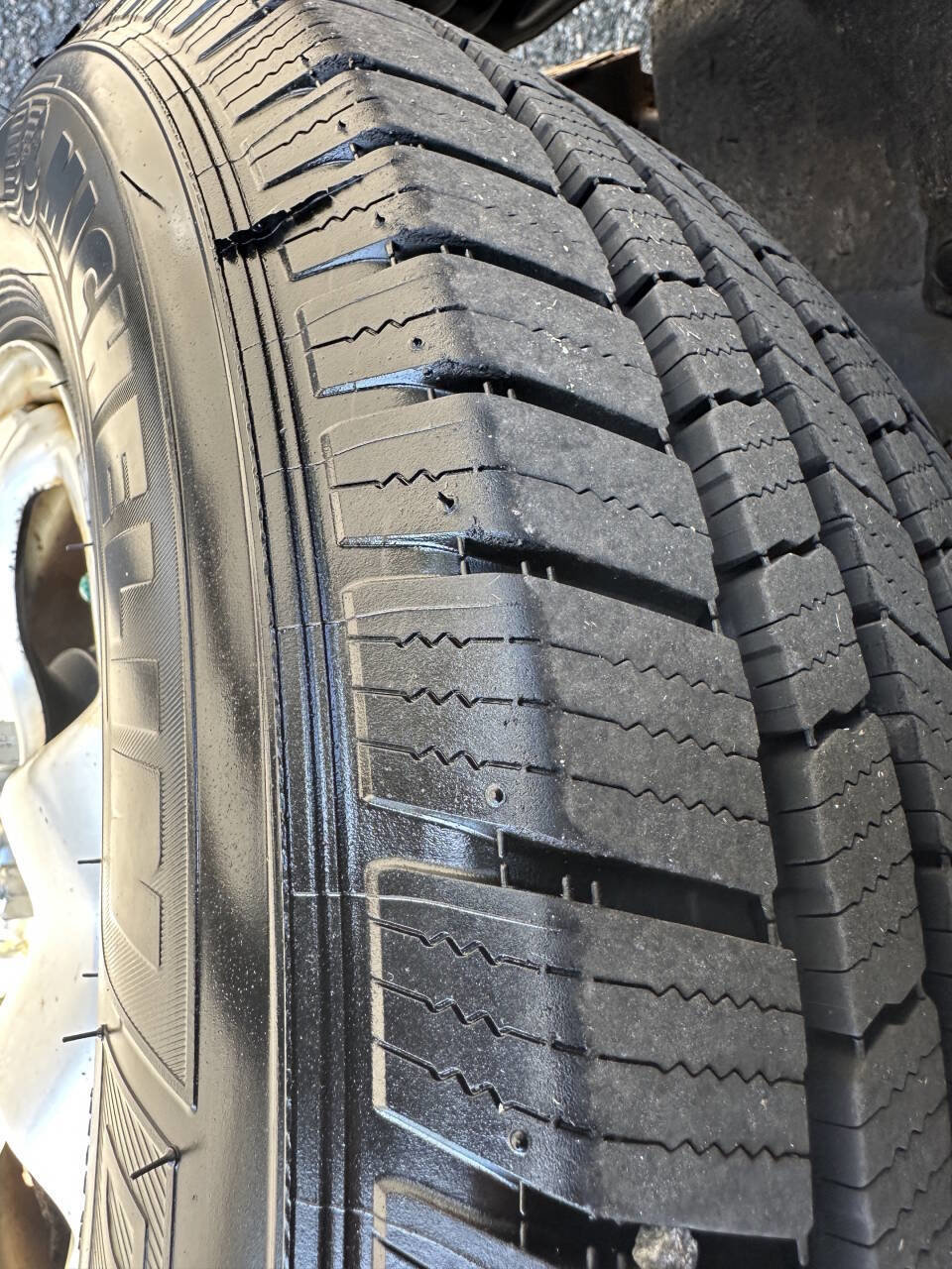 Used 2013 Honda CR-V LX image 18