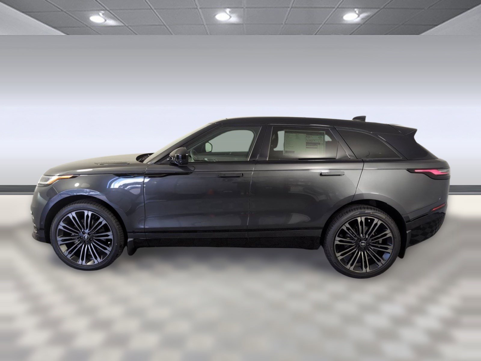 Used 2026 Land Rover Range Rover Velar Dynamic SE image 2