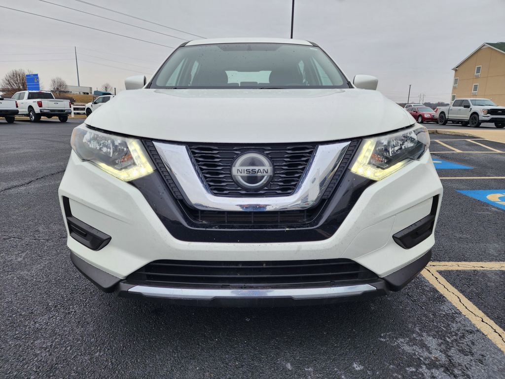 Used 2018 Nissan Rogue S image 3