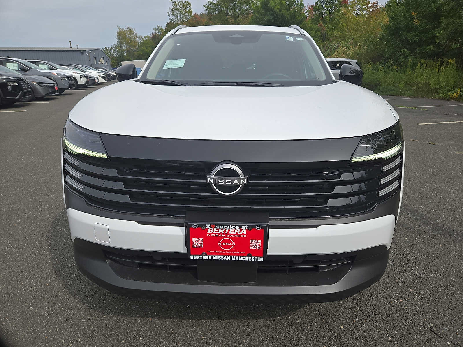 New 2027 Nissan Kicks SV w/ SV Premium Package FWD image 2