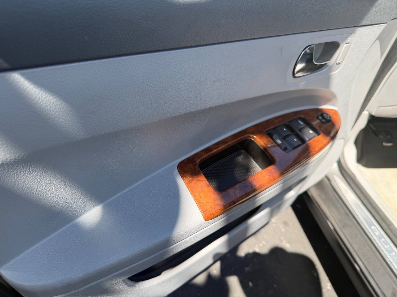 Used 2005 Buick LaCrosse CX FWD image 5