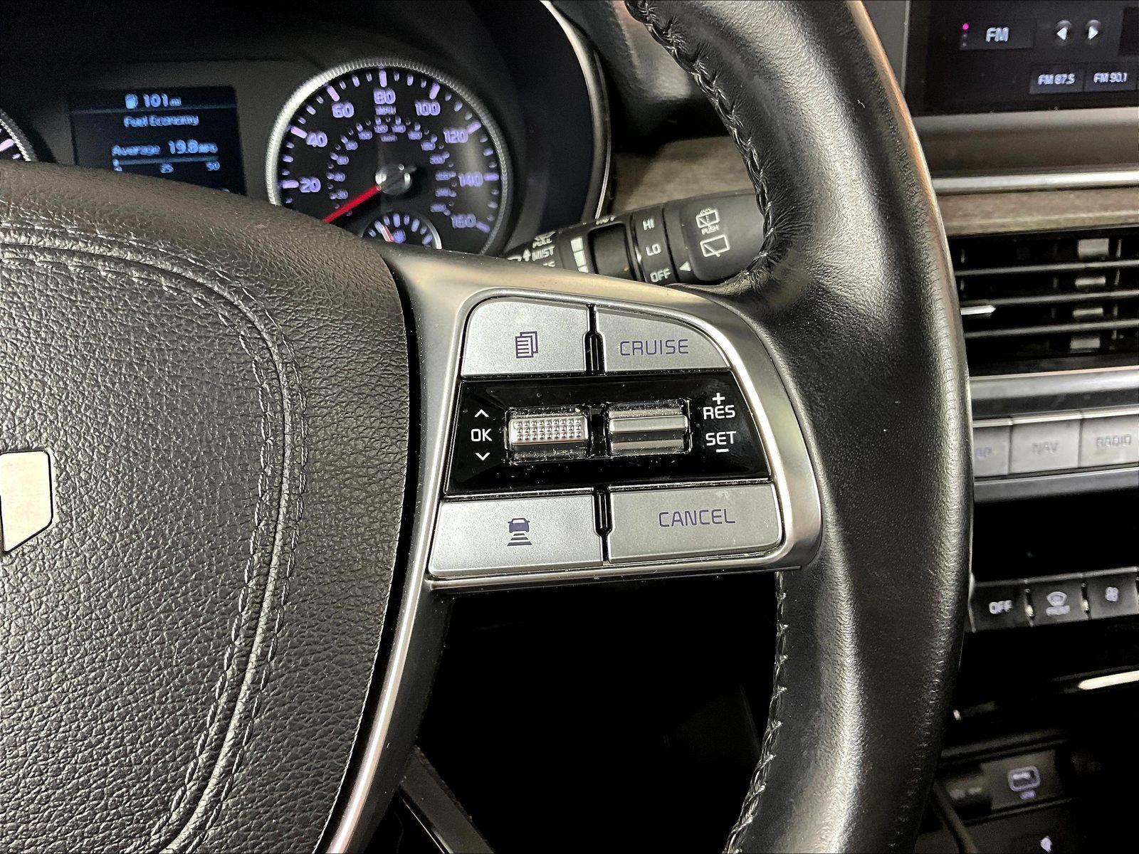 Used 2022 Kia Telluride EX FWD image 11