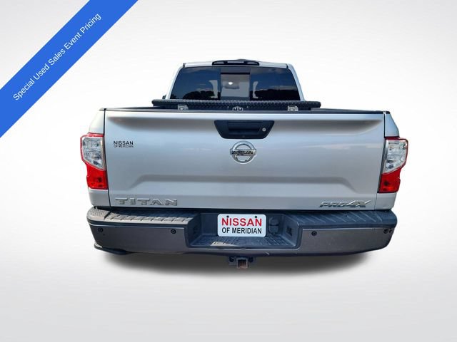 Used 2017 Nissan Titan PRO-4X AWD/4WD image 4