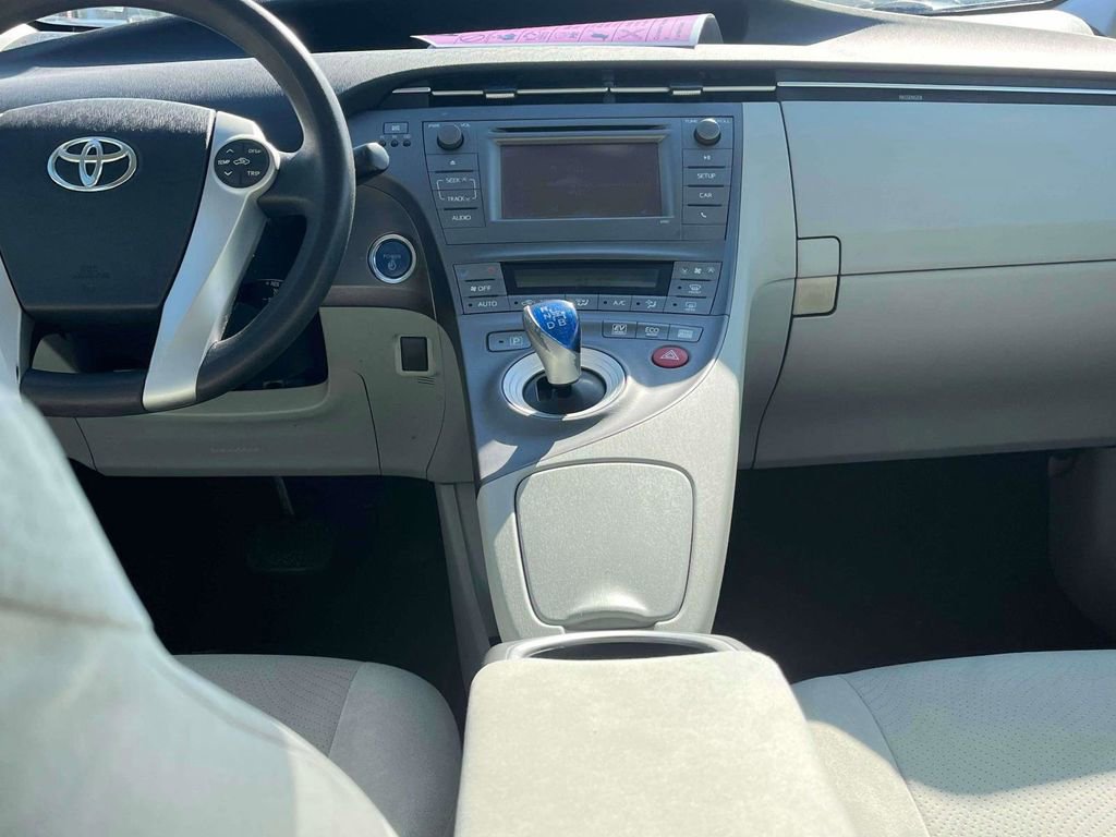 Used 2012 Toyota Prius Two FWD image 6